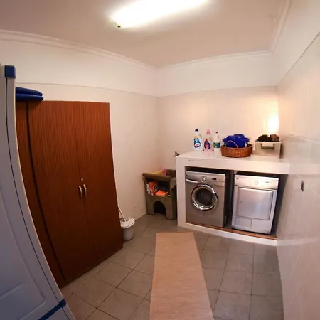 Villa With 3 Bedrooms In With Wonderful Sea View Private Poo Funchal (Madeira)
